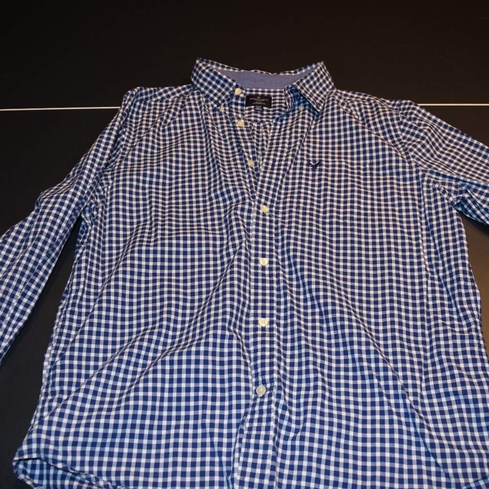 Men's XL Classic Fit American Eagle Button Down